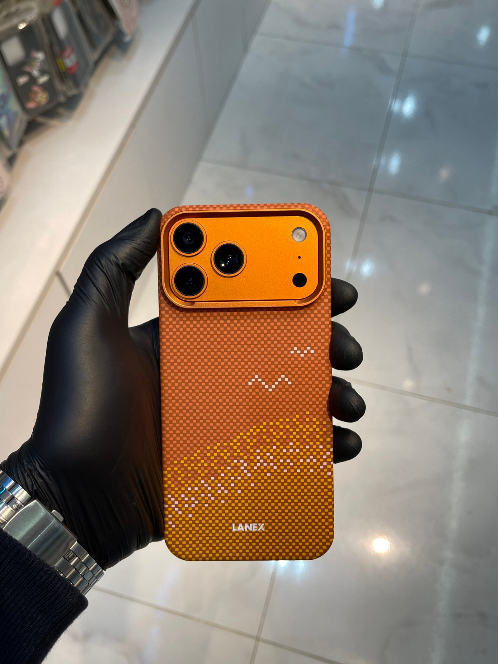 1 (1) LANEX CARBON CASE Iphone 17 Pro Max - Image 1